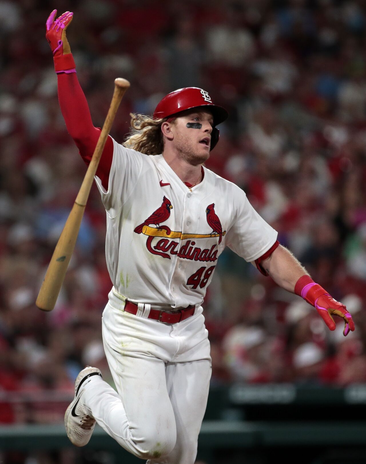 Cardinals open series with Giants